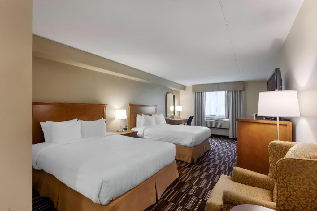 Best Western Plus Orillia Hotel Ngoại thất bức ảnh